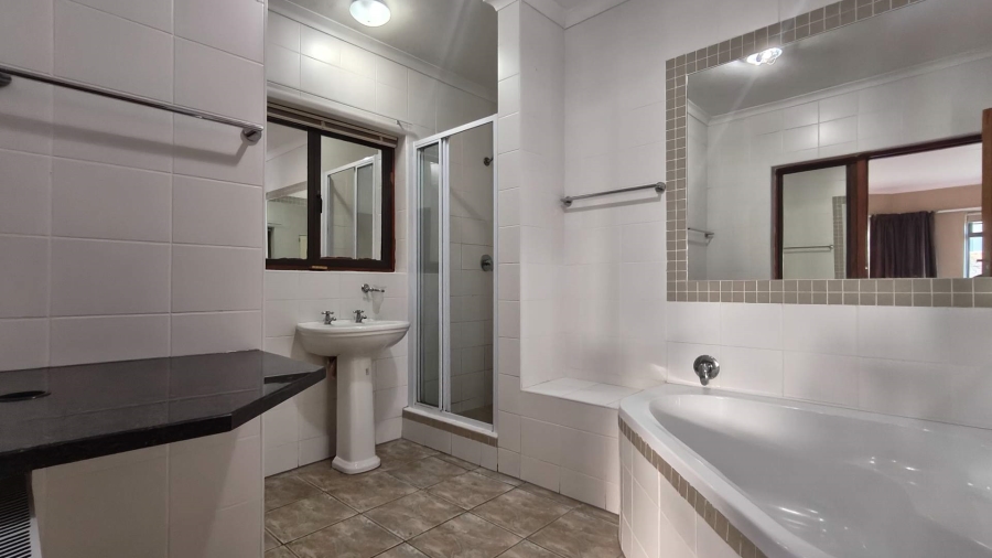 7 Bedroom Property for Sale in Bayview Western Cape